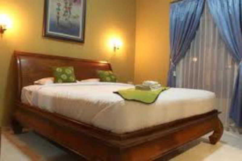 Ndalem Bantul Hotel Jogjakarta Buitenkant foto