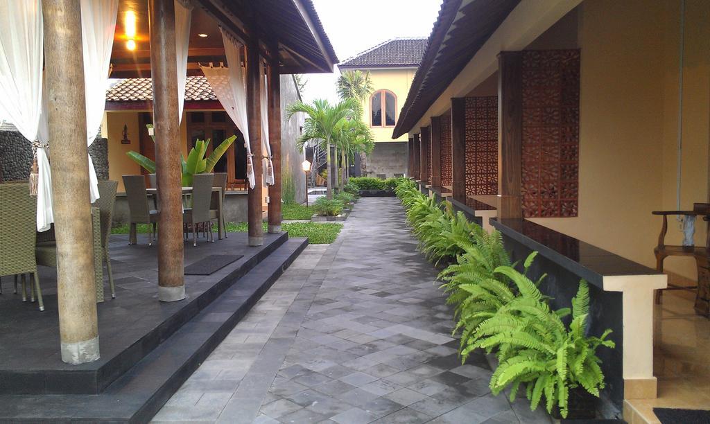 Ndalem Bantul Hotel Jogjakarta Buitenkant foto